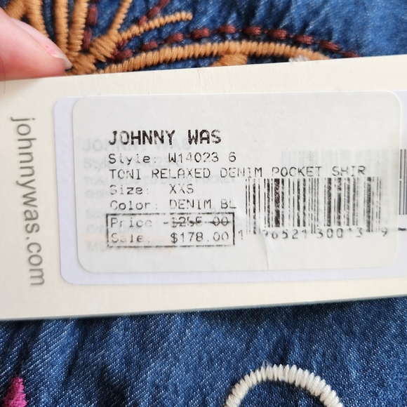 Johnny Was Toni Relaxed Fit Denim Shirt Heavy Embroidery Pear Snap Western XXS - Picture 6 of 15